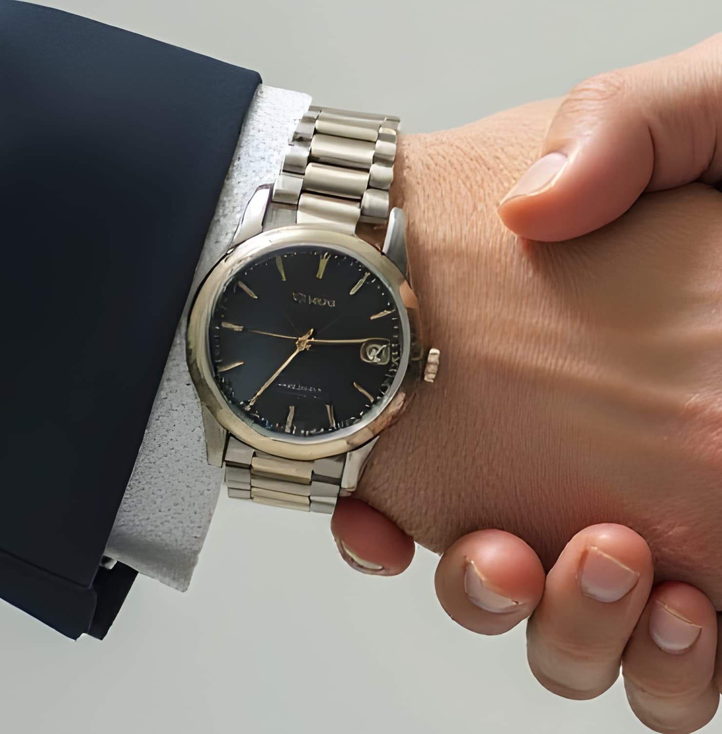 Vergelijking van een afbeelding voor en na het gebruik van de Opschaal-functie.